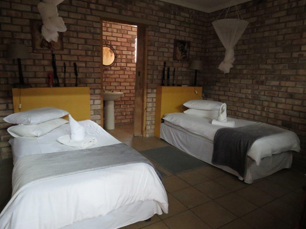Melissa'S Guest House Kamanjab 外观 照片