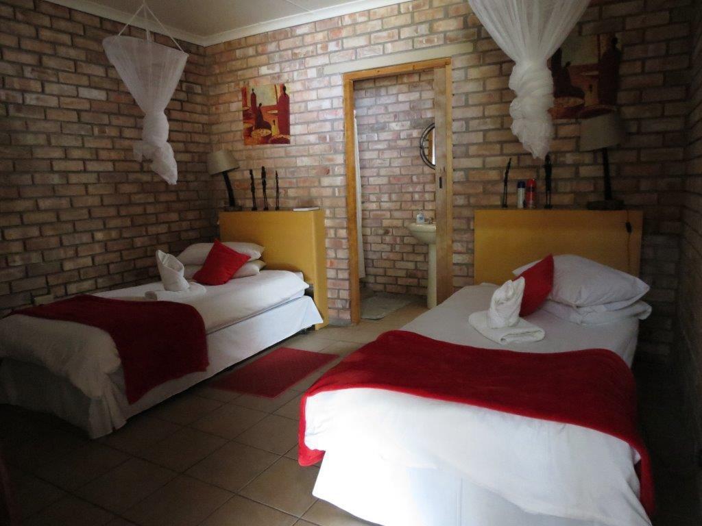 Melissa'S Guest House Kamanjab 外观 照片
