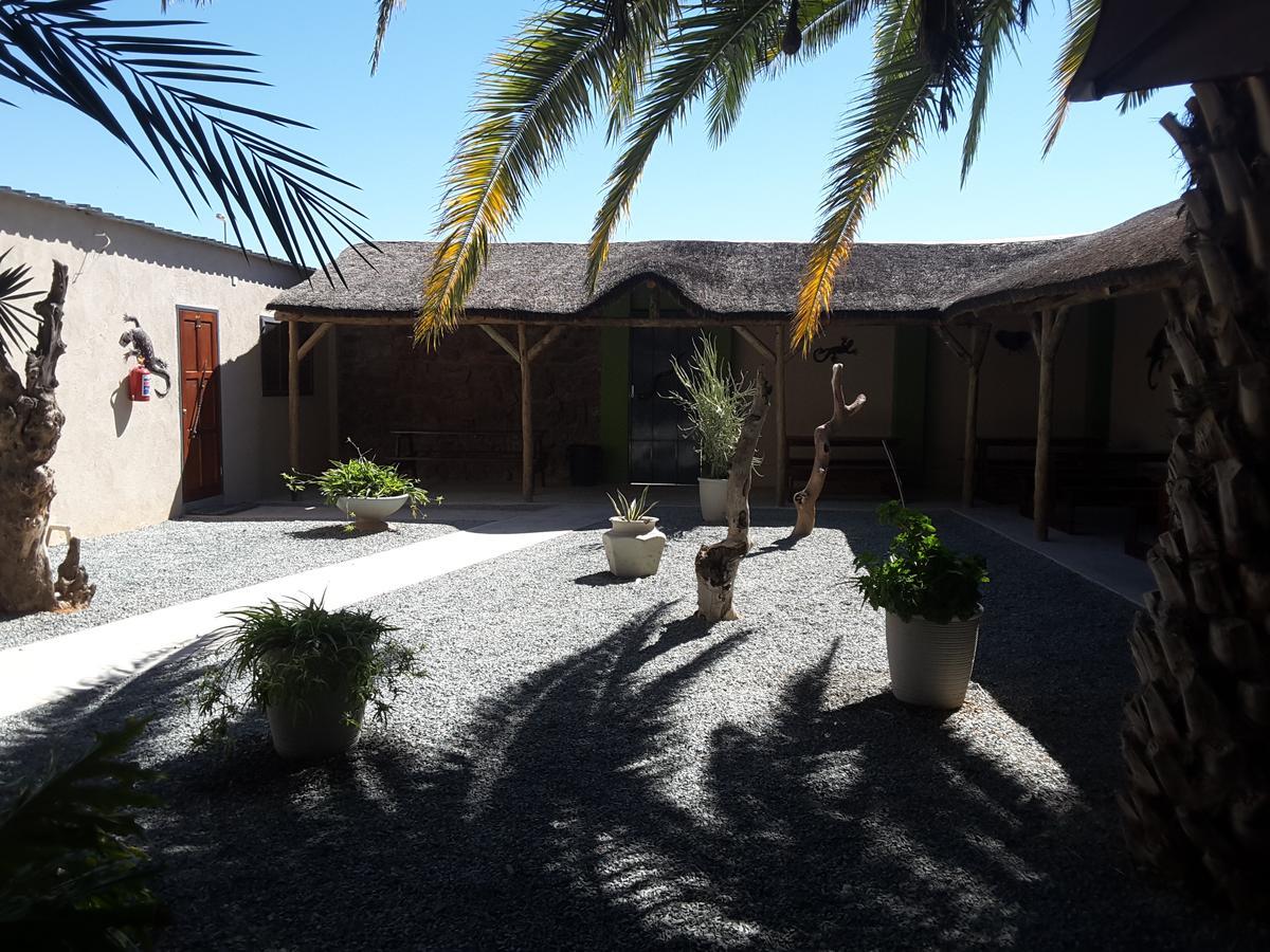 Melissa'S Guest House Kamanjab 外观 照片